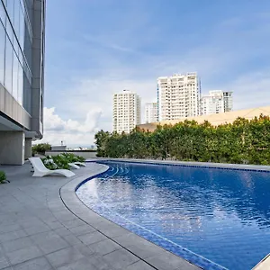 Aeon Towers I Next To Abreeza Ayala Malls I Prime Location L Fast Wifi L Free Pool I Managed By Bleuspace Davao